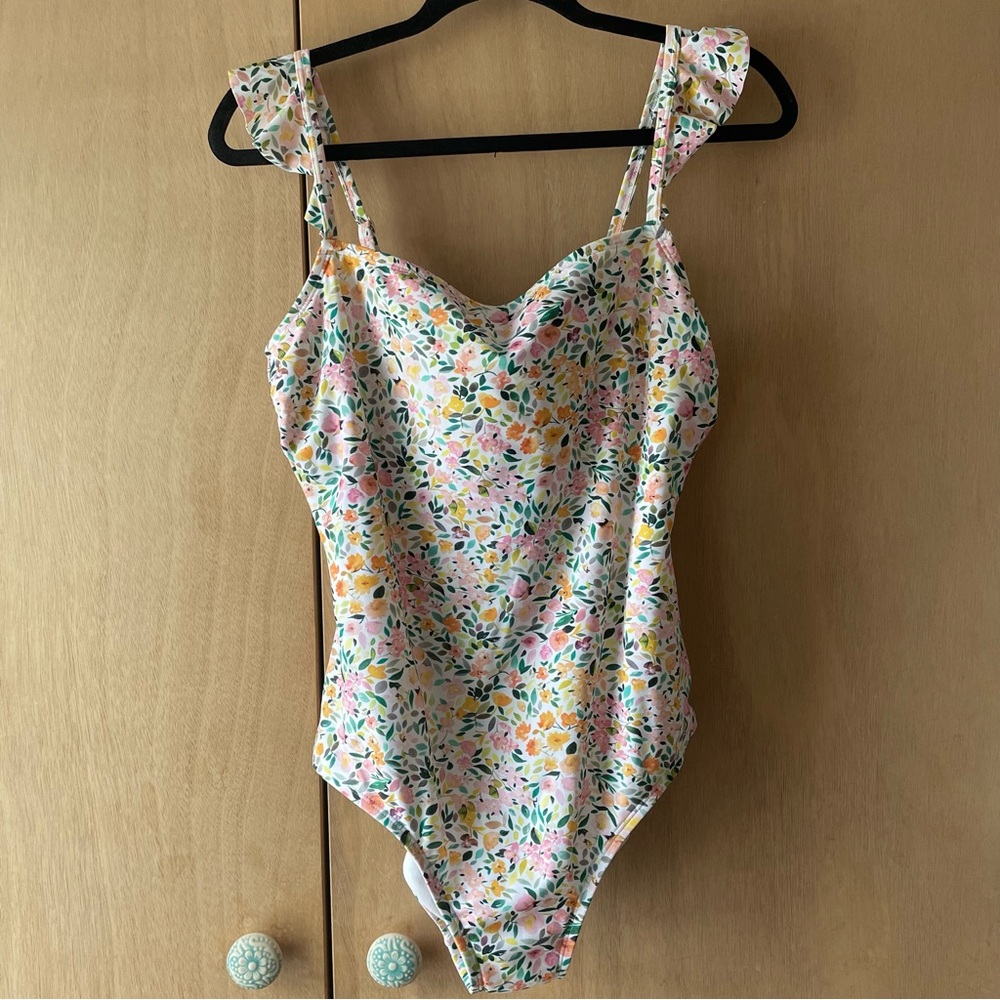 One piece bathing suit